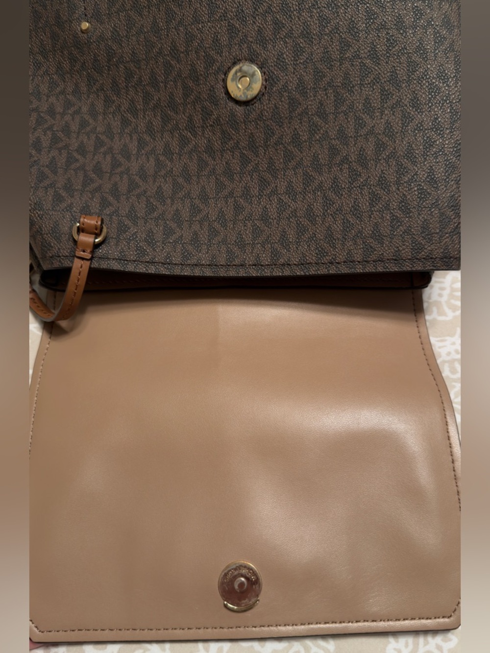 MICHAEL KORS Hayes Medium Brown Leather Backpack - Picture 9 of 16